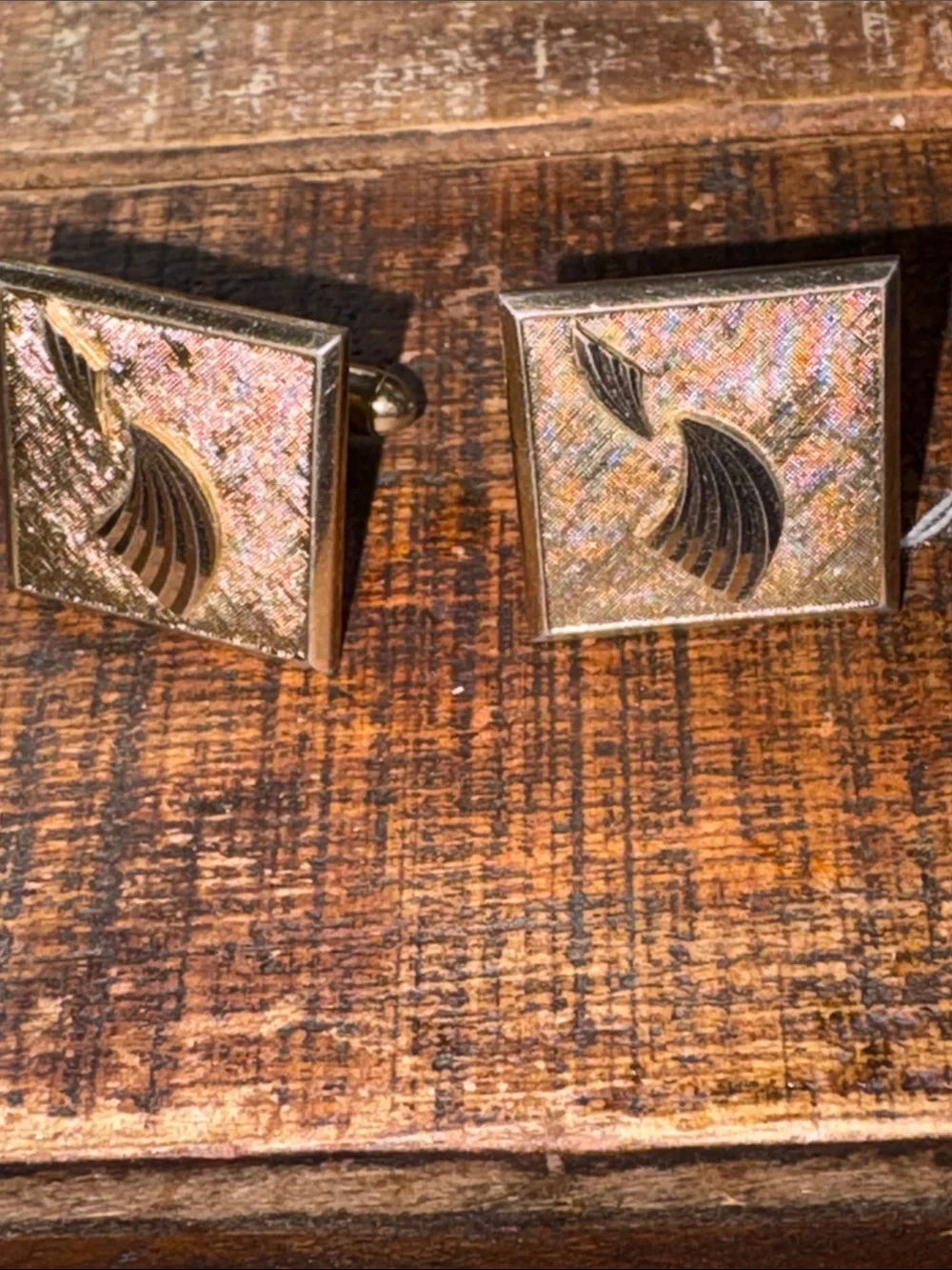 Vintage Swank Gold-Tone Square Men's Cufflinks with Stylized Wave Motif